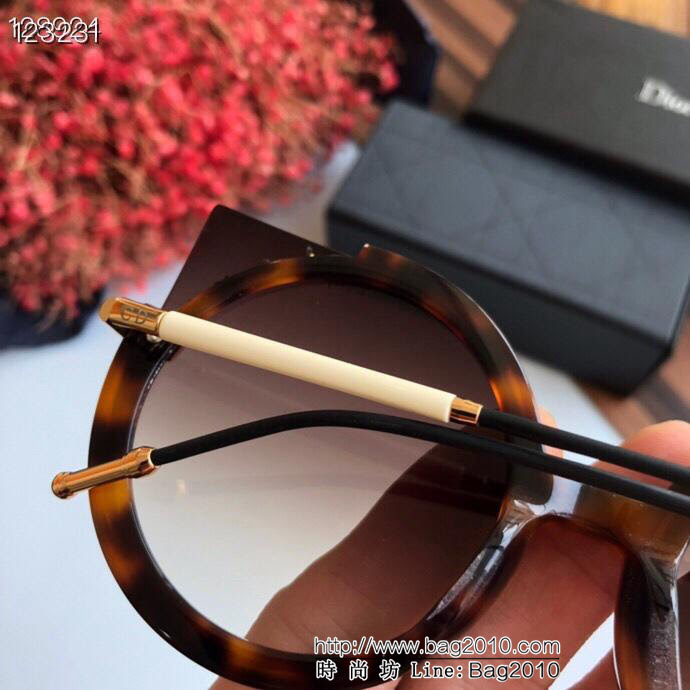 DIOR-迪奧 2019新款 時尚高雅墨鏡 女士太陽鏡 0378  lly1376
